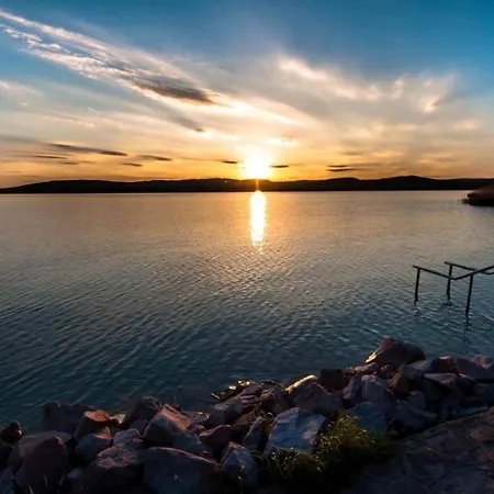 Lägenhet Rose Balatonlelle